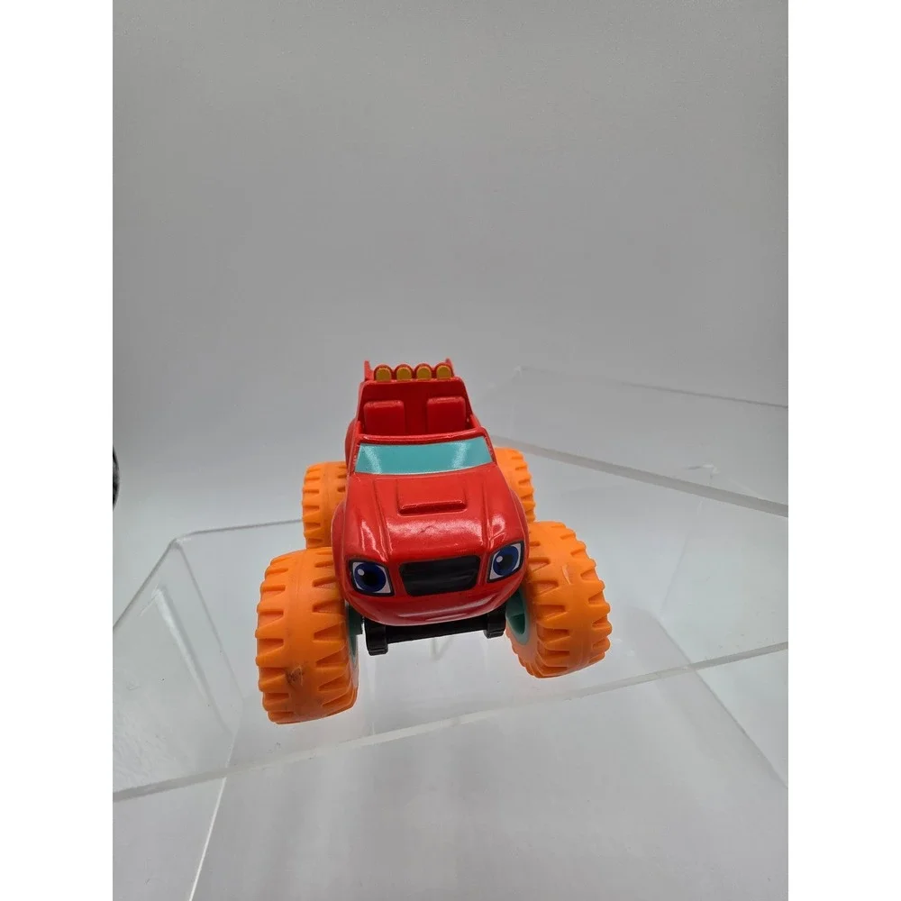 Mattel Blaze and the Monster Machines Blaze and Stripes Truck Set